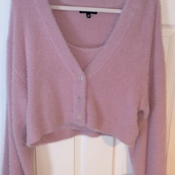 Kendall & Kylie sweater set! - Picture 4 of 4